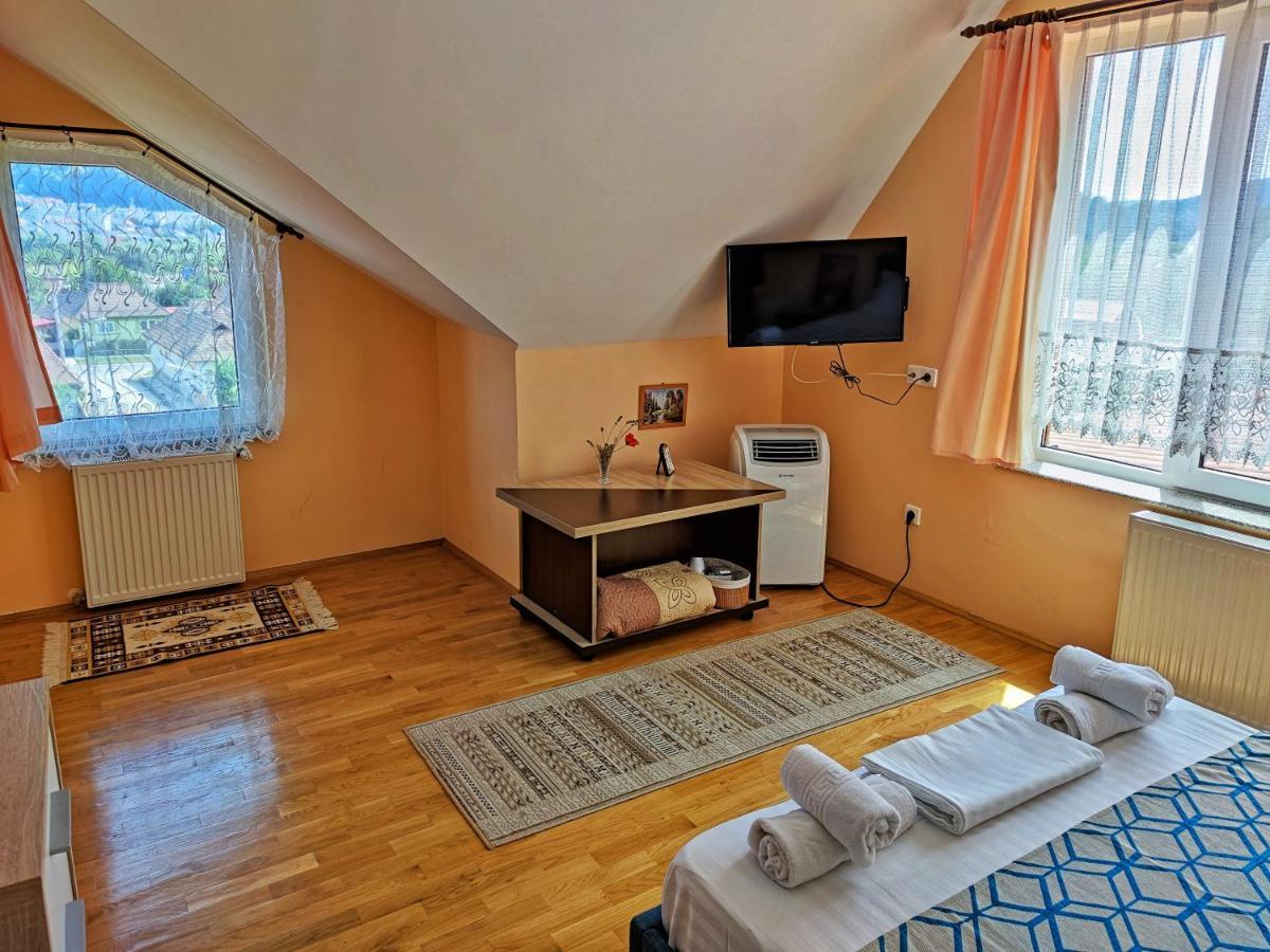 فندق Casa Adam سيفِسوارا المظهر الخارجي الصورة