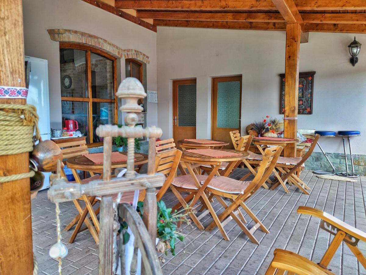 فندق Casa Adam سيفِسوارا المظهر الخارجي الصورة