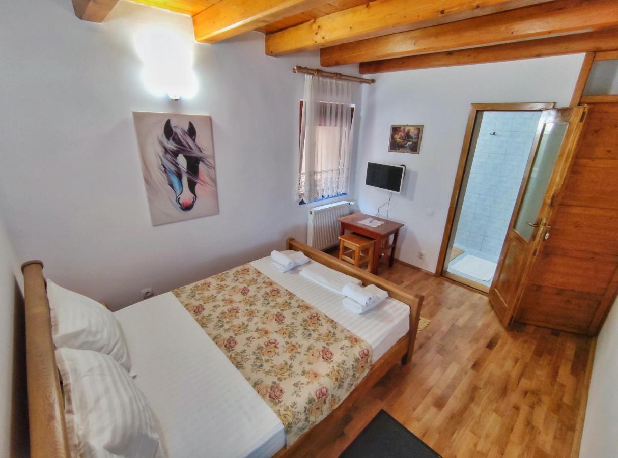 فندق Casa Adam سيفِسوارا المظهر الخارجي الصورة