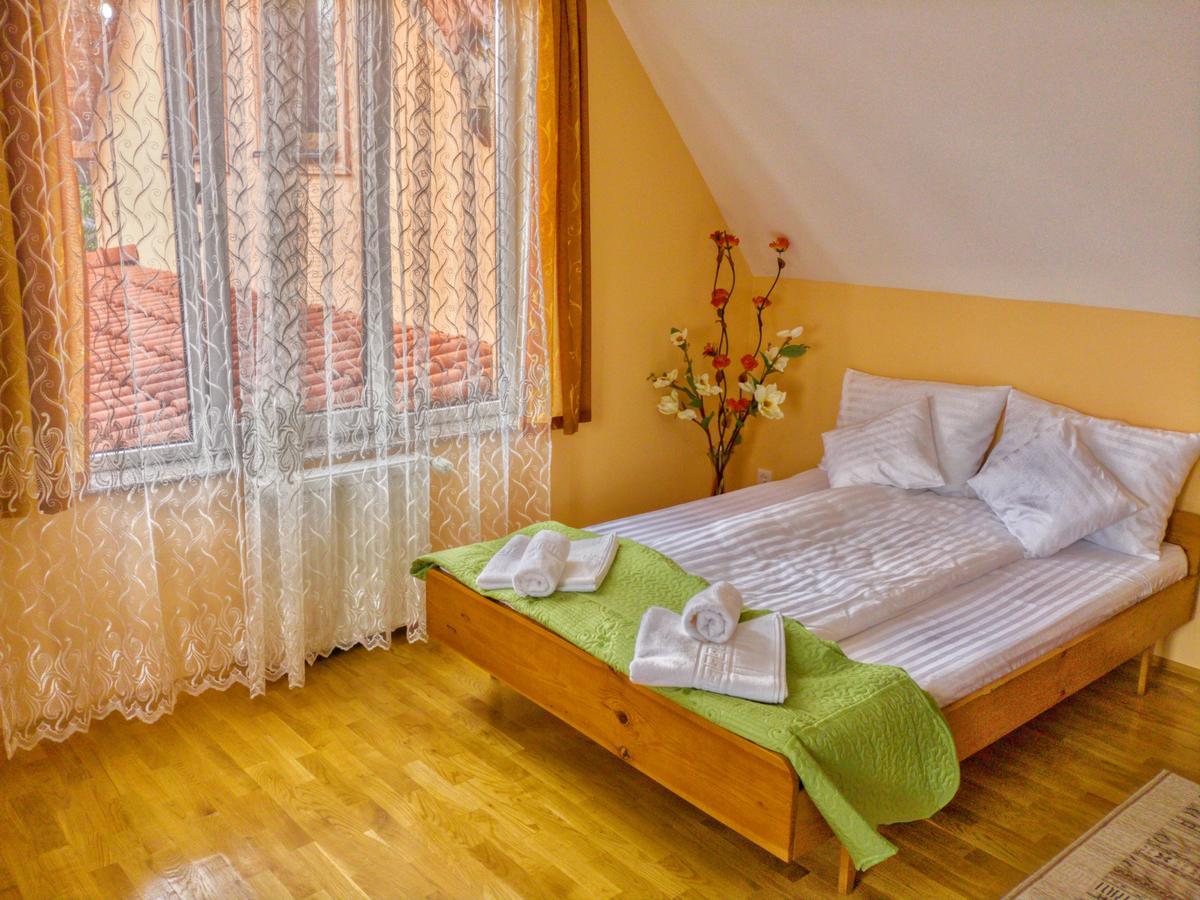 فندق Casa Adam سيفِسوارا المظهر الخارجي الصورة