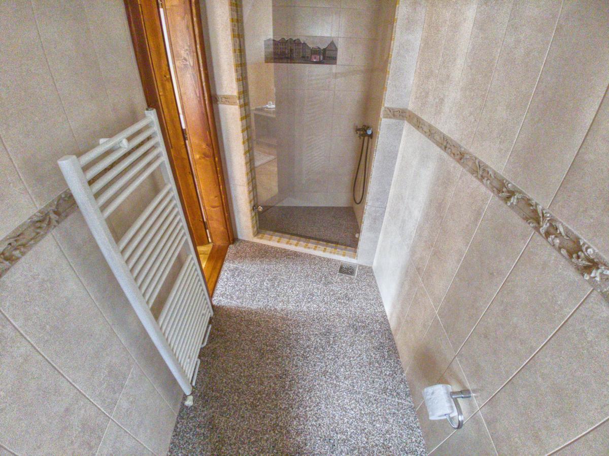 فندق Casa Adam سيفِسوارا المظهر الخارجي الصورة