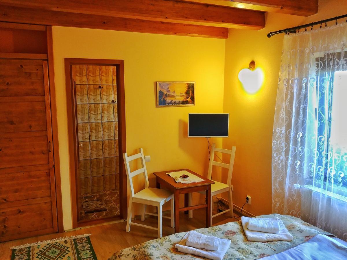 فندق Casa Adam سيفِسوارا المظهر الخارجي الصورة